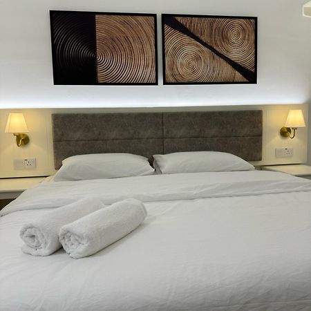 52 The Grace Hotel Muar Exteriör bild