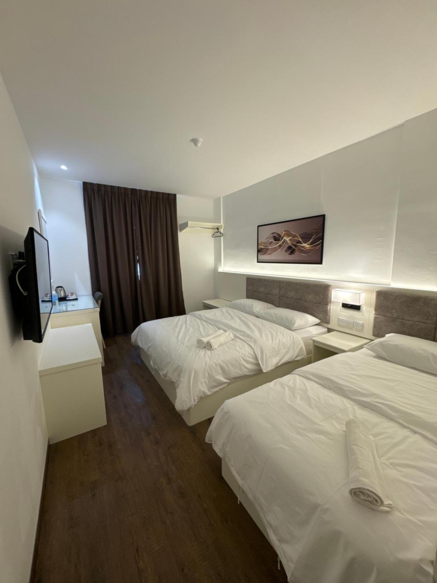 52 The Grace Hotel Muar Exteriör bild