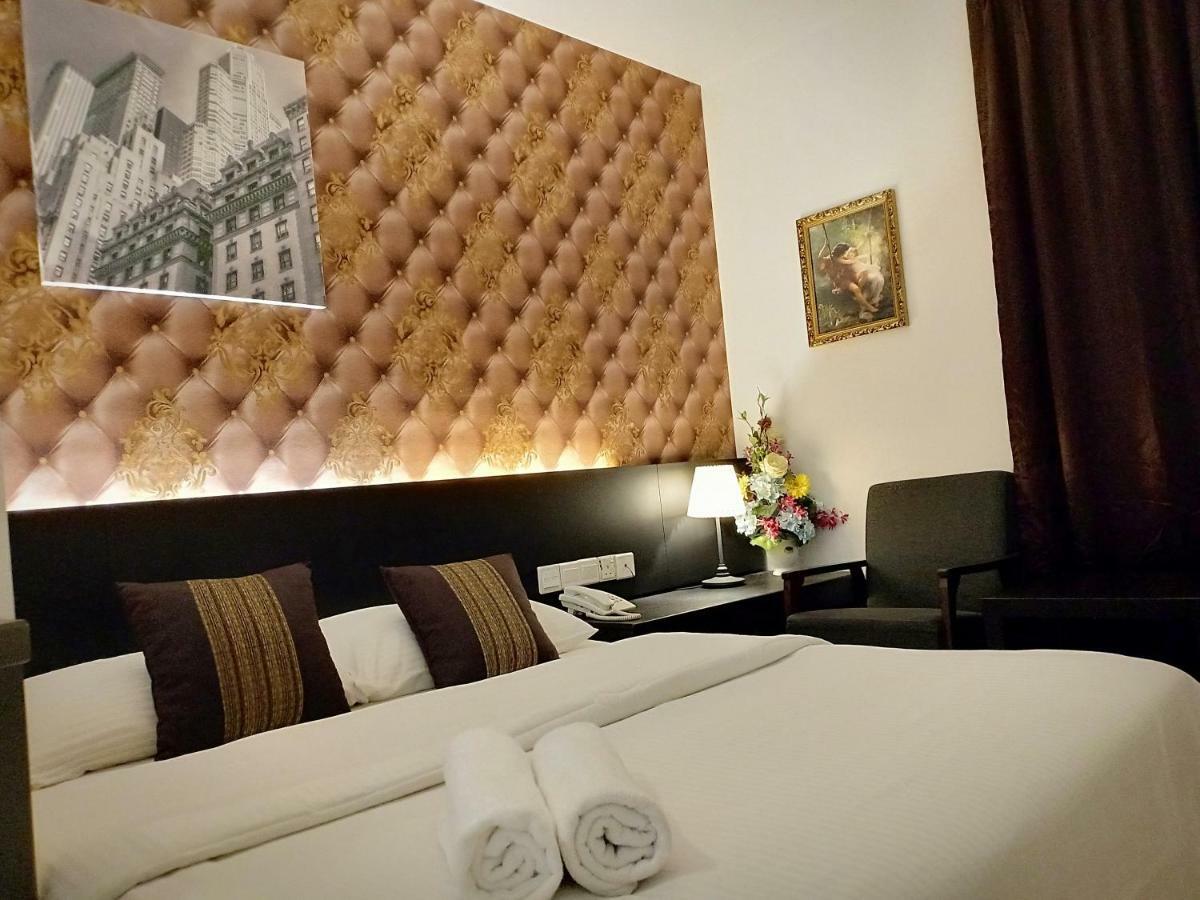 52 The Grace Hotel Muar Exteriör bild